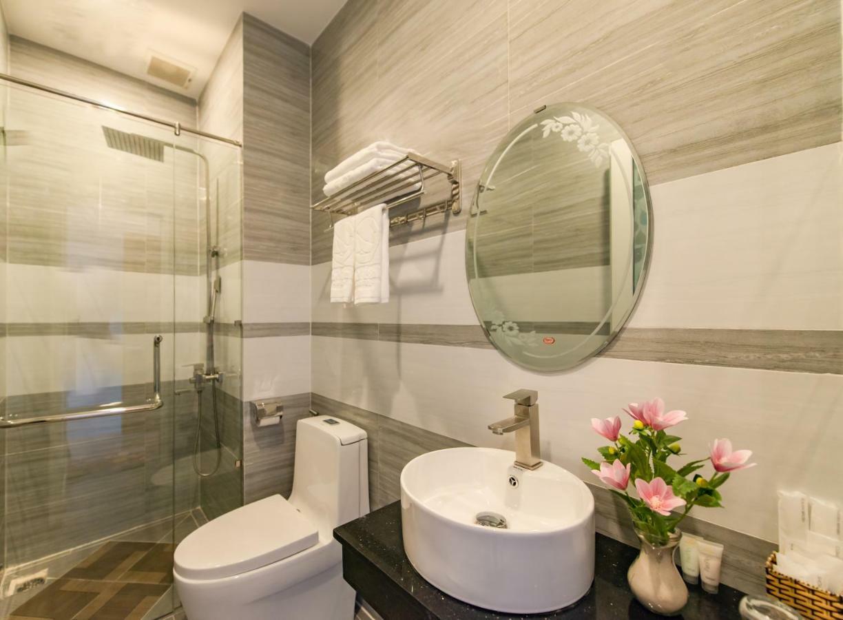 Thoi Binh Hotel Cam Lam Exterior foto