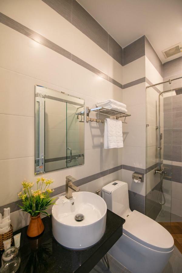 Thoi Binh Hotel Cam Lam Exterior foto